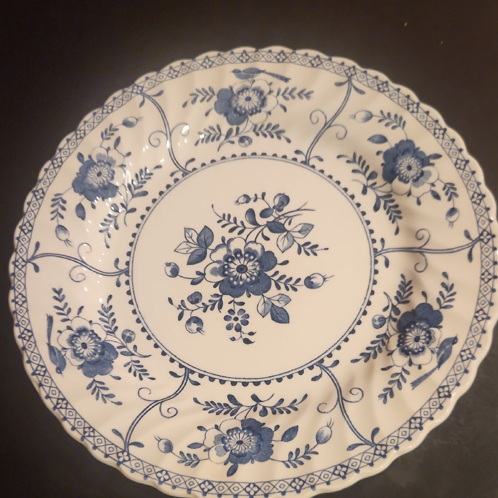 Johnson Brothers White and Blue Floral Dinner Plate, Indies Pattern 9.75 "